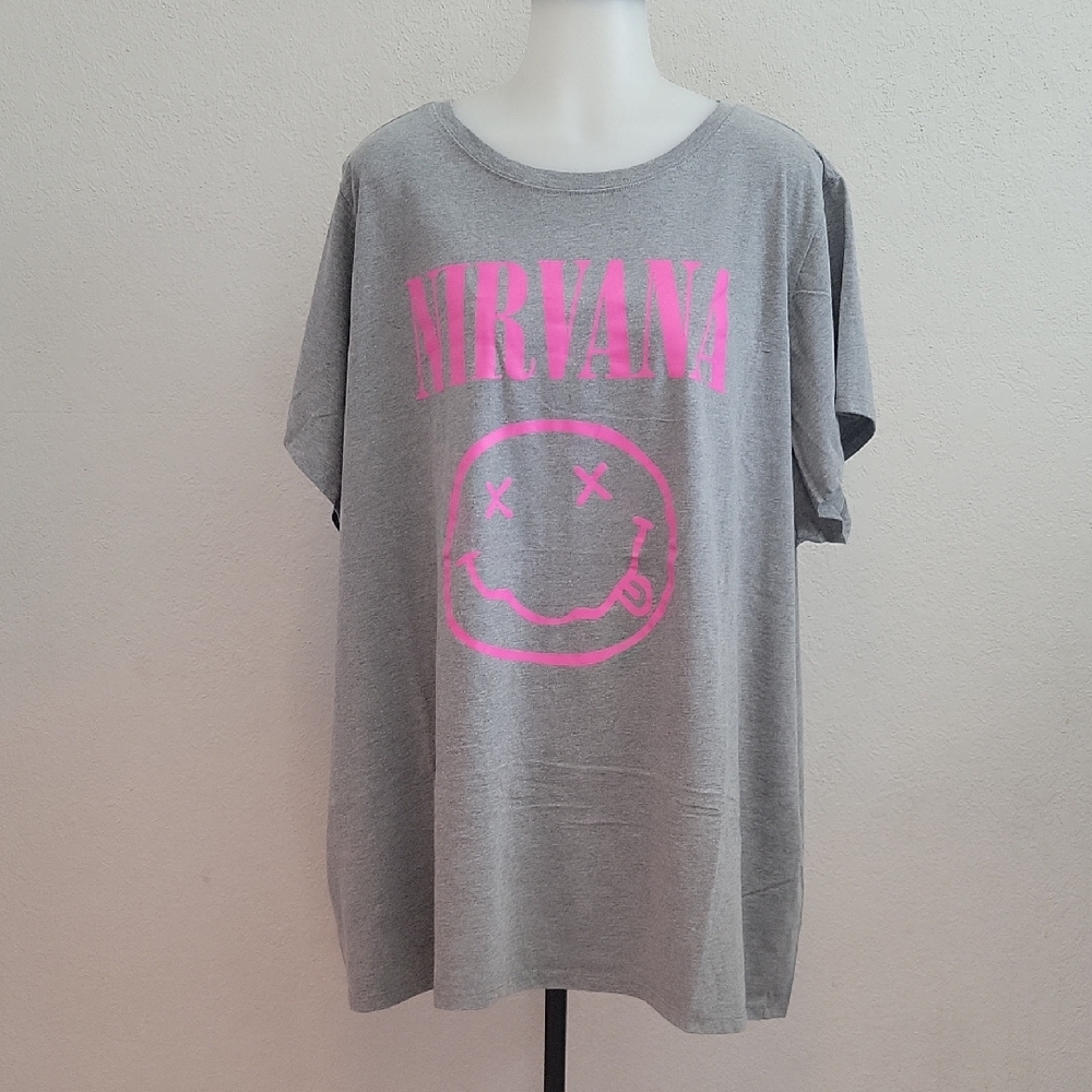 NWOT Torrid Gray with Pink Nirvana Graphic Tee
